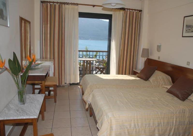 Aeolis Hotel Samos Town Extérieur photo